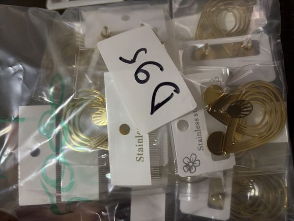 D95