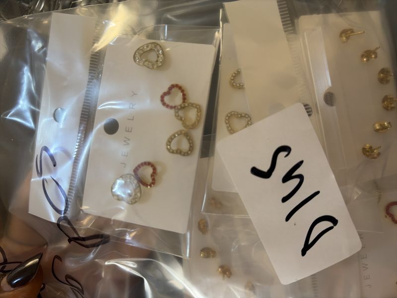 D145