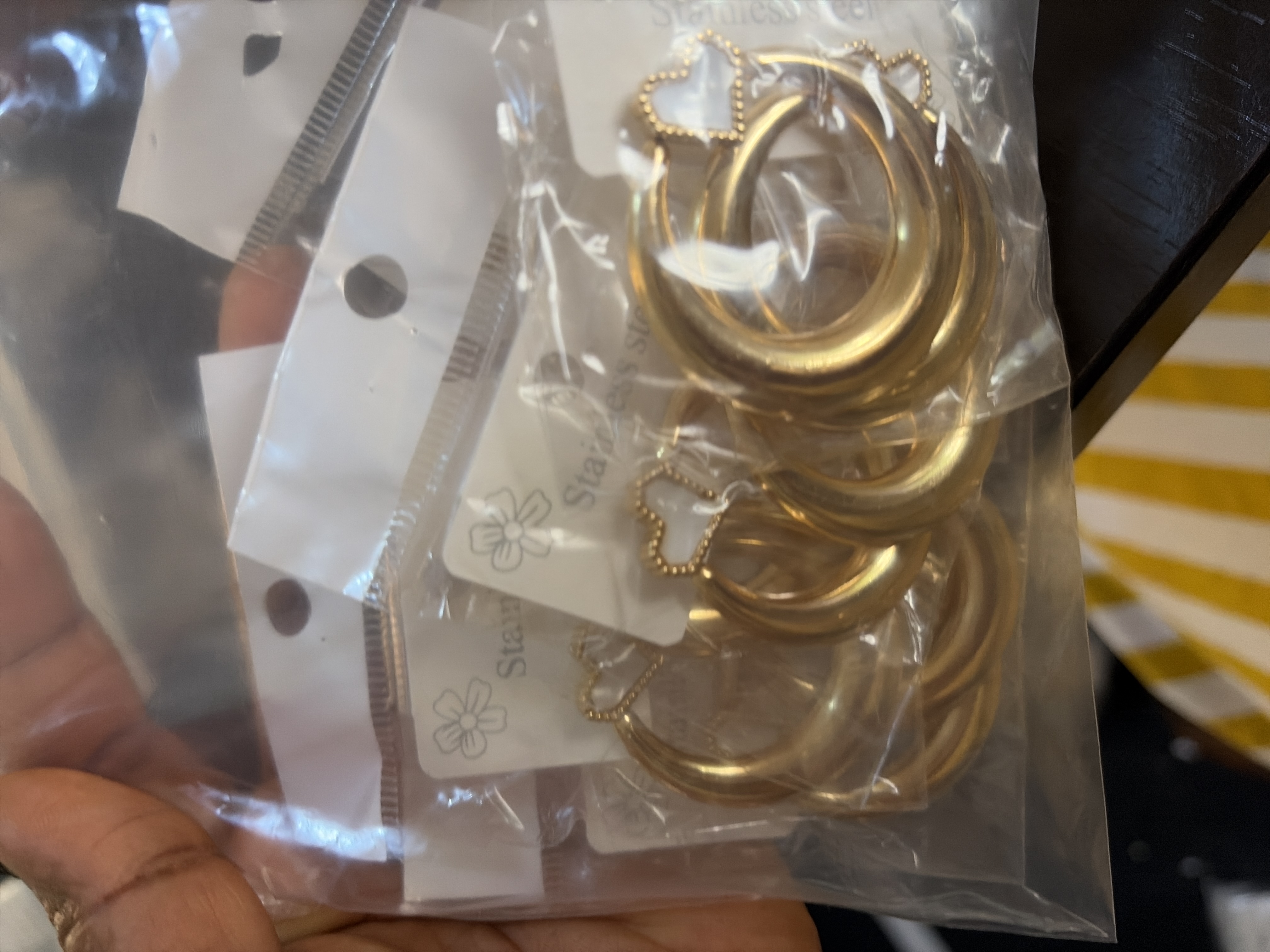 D69
